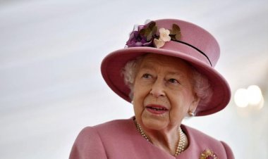 Ratu Kerajaan Inggris, Ratu Elizabeth II Tutup Usia