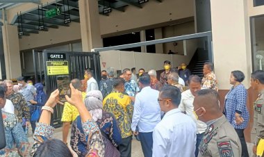 Polsek Lubuk Baja Melaksanakan Pengamanan Kunjungan Rombongan Menko Perekonomian Republik Indonesia di PT. Sat Nusa Persada