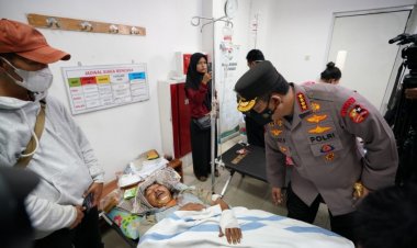 Kapolri Tinjau Lokasi Gempa Bumi Cianjur, Pastikan Warga dapat Bantuan Maksimal