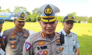 Dit Lantas Polda Kepri Bersama Stakeholder Berikan Sanksi Pelanggaran ETLE Terhadap WNA