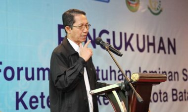 Wakil Walikota Batam Amsakar kukuhkan Forum kepatuhan Jaminan sosial Ketenaga kerjaan