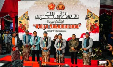 Gelar Wayang Kulit, Kapolri: Perkuat Sinergitas TNI-Polri dan Semakin Dekat Dengan Masyarakat