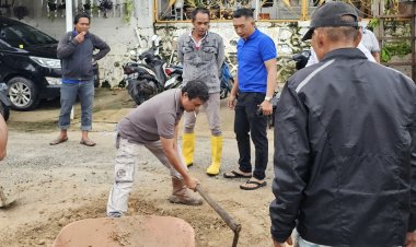 Katua Karang taruna kecamatan bengkong Gotong royong bersama warga kelurahan Tanjung buntung