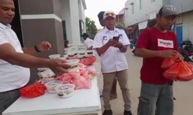 Relawan Rumah Nayon Bagikan 1000 Takjil Gratis untuk Masyarakat Bengkong