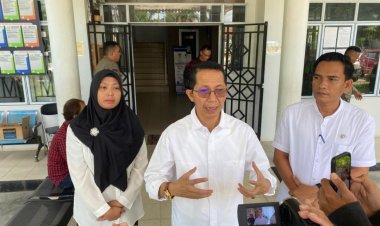 Hari Pertama Kerja Usai Cuti Lebaran, Amsakar Tinjau Layanan Kependudukan hingga Kesehatan