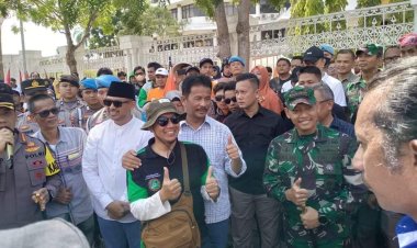 Rudi Peringati Hari Buruh di Tengah Ribuan Buruh yang Melakukan Aksi Damai