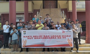 BAKTI SOSIAL DAN BANTUAN SOSIAL DALAM RANGKA HUT BHAYANGKARA KE 77 POLSEK BATU AMPAR POLRESTA BARELANG POLDA KEPRI KEPADA MASYARAKAT DI KECAMATAN BATU AMPAR