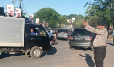 Jalan lancar pasti ada personil Polsek Batu Ampar laksanakan strong poin pagi di titik persimpangan kec.Batu Ampar