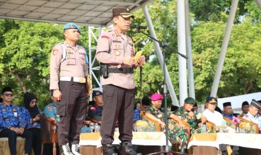 Kapolresta Barelang Pimpin Upacara 17 Hari Bulan di Kota Batam