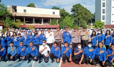 Kapolsek Batu Ampar Menginspirasi Siswa di SMKS Multistudi High School dengan Tema "Disiplin Pribadi sebagai Pondasi untuk Menjauh dari Kenakalan Remaja