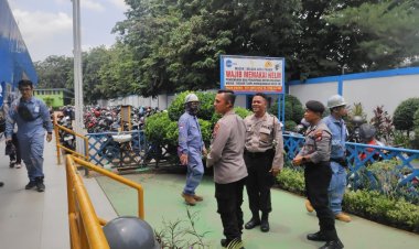 Silaturahmi Kamtibmas, Waka Polsek Batu Ampar Patroli Dialog ke Masyarakat