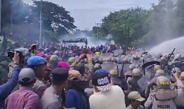 Sosialisasi Pengukuran Tata Batas Hutan Rempang dihadang Masyarakat, Tim Terpadu Batam Terpaksa Bubarkan Paksa dengan Gas Air Mata