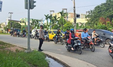 Strong Point Polsek Sagulung Berhasil Mengurai Kemacetan dan Cegah Kejahatan Jalanan