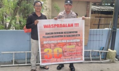 Patroli Jalan kaki personil Polsek Batu Ampar Berikan Rasa Nyaman, Cegah Tindak Kriminal