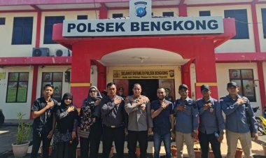 Silahturahmi dan Kordinasi Kapolsek Bengkong bersama PPK dan Panwascam Wujudkan Pemilu 2024 Aman