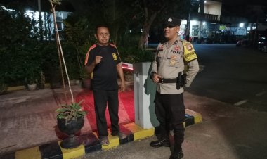 Jawab Keluhan Masyarakat, Bhabinkamtibmas Polsek Bengkong Sambangi Warga Imbau Antisipasi Kejahatan C3