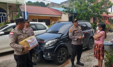 KEGIATAN BAKTI SOSIAL POLSEK BENGKONG UNTUK WARGA REMPANG YANG BERGESER KE WILAYAH HUKUM POLSEK BENGKONG