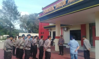 Jaga Kondisi Kendaraan Dinas, Wakapolsek Batu Ampar Laksanakan Pengecekan