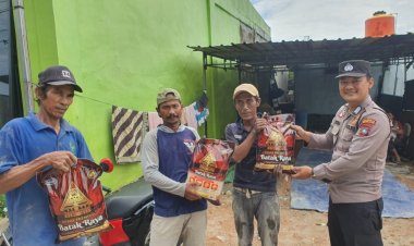 Kegiatan Jumat Berkah Polsek Bengkong: Bantuan Sosial Sembako bagi Warga Kurang Mampu di Kel. Tanjung Buntung