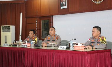 Kunjungi Polresta Barelang, Ka SPN Polda Kepri Tinjau Langsung Kegiatan Latja Siswa Diktukba Polri Gel II 2023