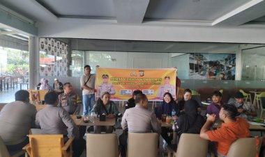 Kegiatan Jumat Curhat Kamtibmas di Melawa Cafe Kel. Tg. Buntung, Bengkong