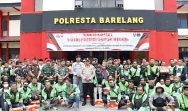 Cooling System Jelang Pemilu, Polri Beri Bantuan Sembako Kepada Driver Ojol di Polresta Barelang