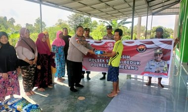 Minggu Kasih Kamtibmas dan Bansos Bersama Masyarakat di Kavling Baru Sungai Daun, Batam