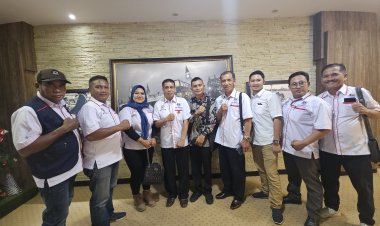 Audensi Antara Bawaslu Kota Batam dan IWoi di Hotel Da Vienna Lubuk Baja