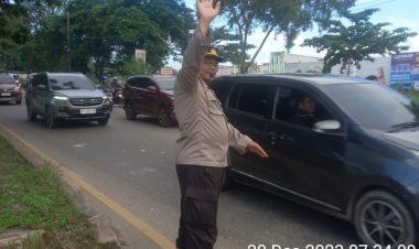 Operasi Strong Point Berhasil Dilaksanakan oleh Polsek Sagulung untuk Menjamin Keselamatan Lalu Lintas dan Masyarakat Umum