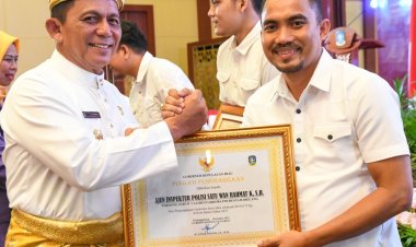 Kapolresta Barelang, Kasatresnarkoba Polresta Barelang Beserta Anggota Satresnarkoba Terima Piagam Penghargaan dari Gubernur Kepri