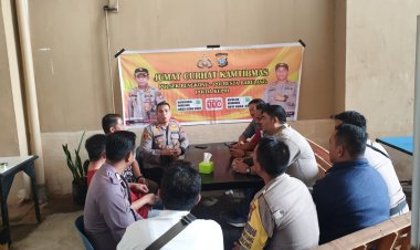 Kapolsek Bengkong Melaksanakan Giat Rutin Jumat Curhat Kamtibmas di Warung Kopi 88 Batam