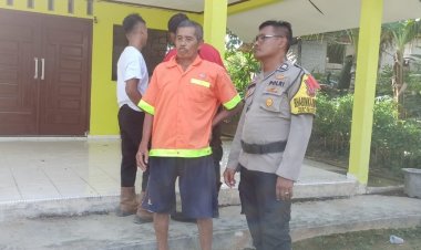 Para Bhabinkamtibmas Polres Bintan, Sambangi masyarakat Ajak Untuk Gunakan Hak Pilihnya.