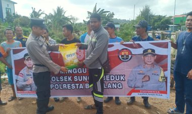 Kegiatan Minggu Kasih dan Bantuan Sosial Polsek Sungai Beduk Polresta Barelang Mempererat Hubungan dengan Masyarakat