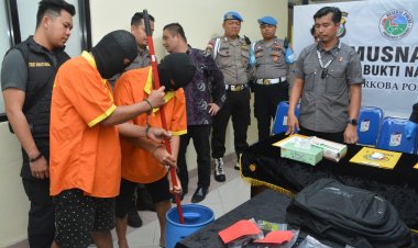 Narkotika jenis sabu seberat 344.2 gram dimusnahkan oleh Ditresnarkoba Polda Kepri