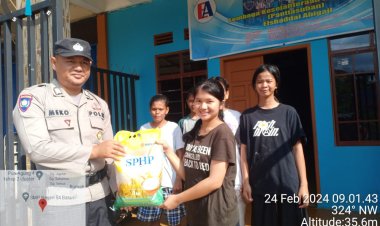 Personil Polsek Sungai Beduk Polresta Barelang menyambangi Panti Asuhan (door to door system)  dan sampaikan Pesan pesan Kamtibmas  serta laksanakan Bantuan Sosial (Bansos)
