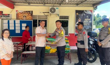 Kapolsek Sungai Beduk Melaksanakan Kegiatan Bansos Kepada Panti Asuhan Yang Ada Di Wilayah Hukum Sungai Beduk