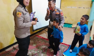 Ajarkan Sejak Dini, Personel Polsek Cengkareng Beri Edukasi Para Siswa TK RA Tarbiyatun Nufus