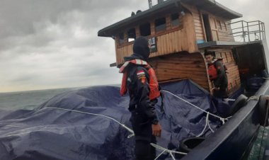 Tim Patroli Laut Bea Cukai Berhasil Gagalkan Penyelundupan Baju dan Sepatu Bekas di Perairan Batam