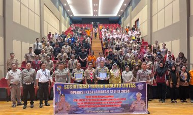 POLICE GO TO SCHOOL: GENERASI MUDA YANG TERTIB DAN DISIPLIN BERLALU LINTAS