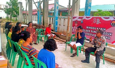 Kegiatan Minggu Kasih dan Bantuan Sosial (Bansos) oleh Polsek Sungai Beduk Polresta Barelang Membantu Masyarakat Sungai Daun Kel. Tanjung Piayu