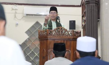 Safari Ramadan: Amsakar Menyapa Jamaah dengan Hangat di Masjid Al Huda Komplek Perum Rajawali