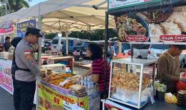 Berikan Rasa Aman dan Nyaman, Polsek Sungai Beduk Laksanakan Pengamanan di Pasar Tumpah Ramadhan