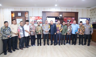 KAPOLDA KEPRI TERIMA KUNJUNGAN DPRD PROV KEPRI BERSINERGI BERANTAS NARKOBA DI WILAYAH KEPULAUAN RIAU