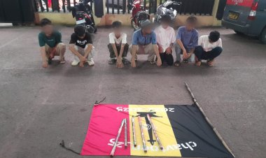 9 Remaja Diamankan di Pos Pam Kota Tua Tamansari saat Konvoi Buka/Takjil On The Road, Bendera Komunitas Hingga Kembang Api Disita
