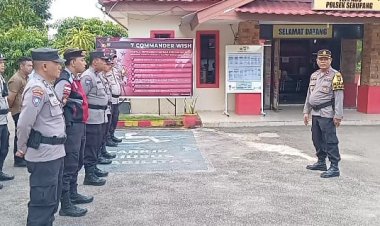 Menghadapi Hari Raya Idul Fitri 2024, Kapolsek Sekupang lakukan apel siaga di Mako Polsek Sekupang