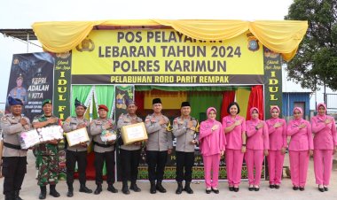 Berikan Semangat, Kapolres Karimun Berikan Bingkisan Ke Pos Pam, Pos Yan Dan Pos Terpadu Dalam Ops Ketupat 2024