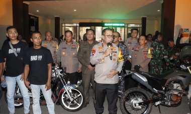 Kapolresta Barelang Dampingi Kapolda Kepri Laksanakan Patroli Takbiran Bersama Komunitas Motor Berkomitmen Menjaga Kepri