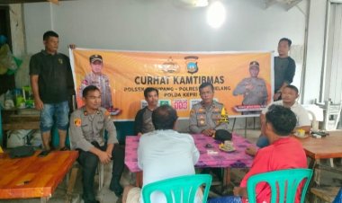 Jumat Curhat, Kapolsek Sekupang Sampaikan Himbauan Kepada Pengunjung dan Pedagang