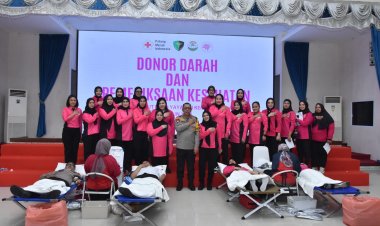 HUT YKB KE-44: POLDA KEPRI GELAR DONOR DARAH DAN PEMERIKSAAN KESEHATAN