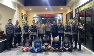 Polres Jakbar Gagalkan Aksi Tawuran, 5 Remaja Berikut Sajam Diamankan di Jakarta Barat